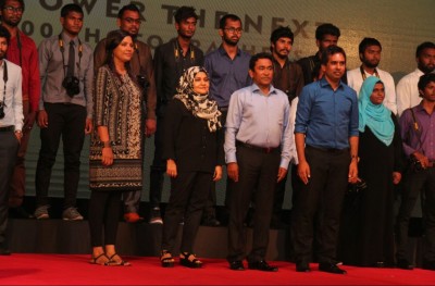 ތަފާތު ދާއިރާތަކުން ކޯޑިން އަށް 1،000 ޒުވާނަކު ތަމްރީން ކުރަނީ