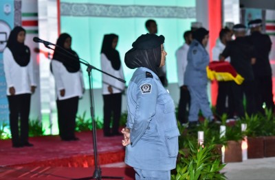 ގައިދީންނާ ބައްދަލުކުރަން އާއިލާ އިން ދާއިރު ތަކެތި ގެންދިއުން މަނާކޮށްފި