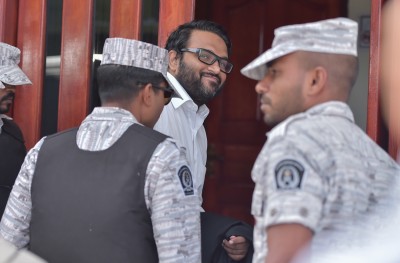 އަދީބާ ހަމައިން ފިސްތޯލައިގެ މައްސަލަ އޮބުނީތަ؟