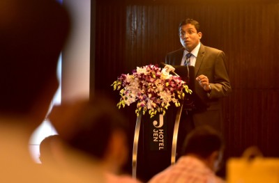 ރާއްޖޭގައި އެންޓިބަޔޮޓިކް ނަހަމަ ގޮތުގައި ބޭނުންކުރަން ޖާގަ ނުދޭން ލަންކާގެ ޑޮކްޓަރަކު ގޮވާލައްވައިފި