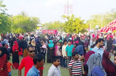 ބީއެމްއެލް އިން ކެންސަ ސޮސައިޓީ އަށް 30،000 ރުފިޔާ ހަދިޔާކޮށްފި