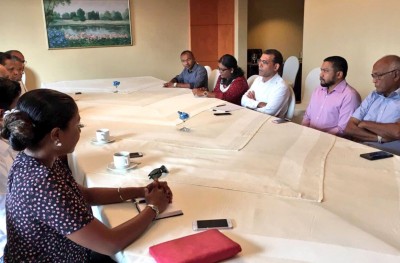 މަޖިލިހުގެ އަޣުލަބިއްޔަތު ސަރުކާރަށް ގެއްލޭނެ: ނަޝީދު