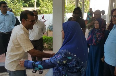 ދެ ހަފުތާ އަށް ފަހު ނަޝީދު އެނބުރި އިނގިރޭސި ވިލާތަށް