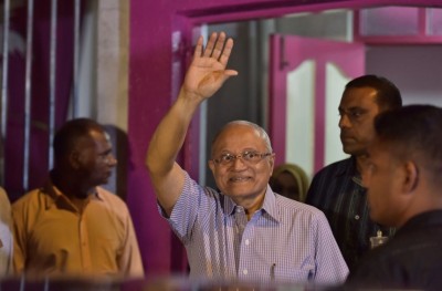 ޒައިދު މެދުވެރިކޮށް ދޮގު ބަޔާނެއް ހޯދަނީ ސިޔާސީ ބޭނުމެއްގައި: މައުމޫން