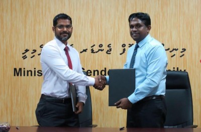 ފިޔަވަތީގެ ހަތަރު މުވައްޒަފެއްގެ މުސާރަ އުރީދު އާއި އެސްޓީއޯއިން ދެނީ