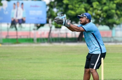 ކްރިކެޓް ދަނޑުގައި ފެންވަރު ރަނގަޅު ޕިޗެއް އަޅަނީ