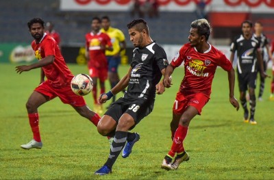 މިސްރުގެ މީޑިއާގައި ރާއްޖެ އާއި އީގަލްސް އަށް ތައުރީފް ކޮށްފި