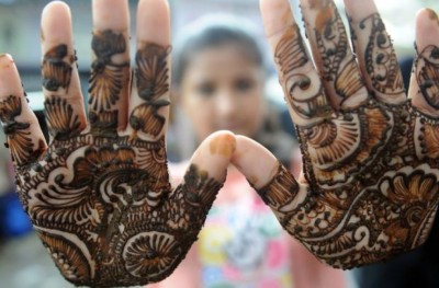ކަޝްމީރުގައި އަގުބޮޑު ކައިވެނި ހަފުލާތައް ބޭއްވުން މަނާކުރަނީ