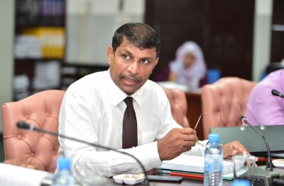 100 މިލިއަން ރުފިޔާގެ ރިޒާވް ހުރި ކުންފުނިތައް ވަނީ ހުސްވެފައި: ރިޔާޒް ރަޝީދު