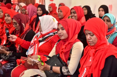 ސަރުކާރުގައި ރަޖިސްޓަރީ ނުވެ ޓީޗަރުކަން ނުކުރެވޭ ބިލެއް ހުށަހަޅައިފި