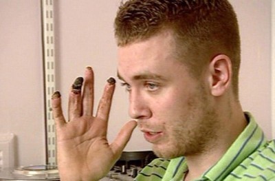 އަޖުމަ ބަލަން ދިން ބޭހަކުން ބޮޑު ބިރުވެރިކަމެއް