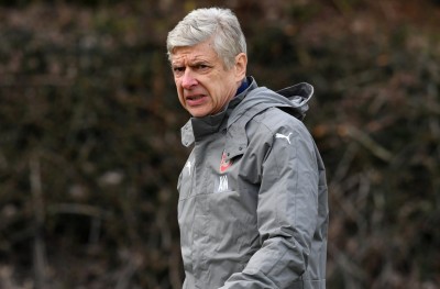 ޓާފް ދަނޑެއްގައި މެޗު ކުޅޭތީ ވެންގާ ރުޅިގަދަވެއްޖެ