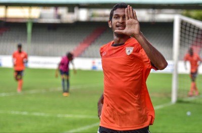 ޔުނައިޓެޑް ވިކްޓަރީ އަތުން އީގަލްސް އަށް ފަސޭހަ މޮޅެއް