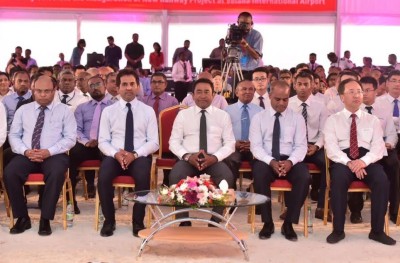 400 މިލިއަން ޑޮލަރުގެ އާ ރަންވޭގެ އަމަލީ މަސައްކަތް ރައީސް ފައްޓަވައި ދެއްވައިފި