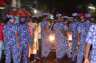 ބޭރުގެ އިއްޒަތްތެރިންނާ ދެކޮޅު ހަރަކާތްތައް ހުއްޓުވާނަން: ފުލުުހުން