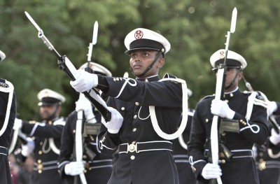 ސިޔާސީ ނުފޫޒުން ސަލާމަތް ކުރަންވީ ސިފައިން އެކަންޏެއް ނޫން!