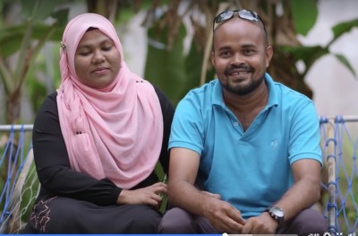 ތަފާތެއް ނެތް ކަމުގެ ނަމޫނާ ދައްކާ ދެމަފިރިން