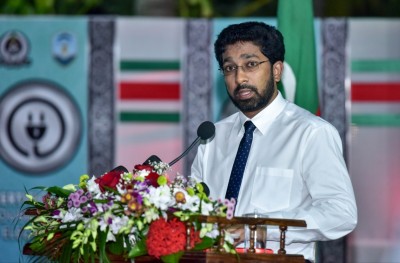 ވަކިވަކި ފުލުހުން ކުރާ ކަމަކުން މުއައްސަސާ ބަދުނާމު ކޮށްގެން ނުވާނެ: އަޒްލީން