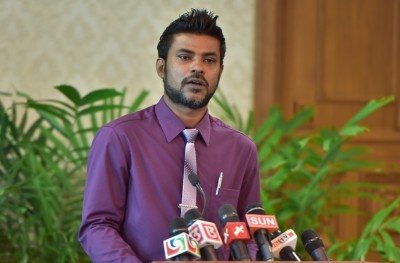 ތަރައްގީ ގެނައުމުގައި ގާނޫނީ ޗާޓުން ބޭރެއް ނުވާނަން: ސަރުކާރު