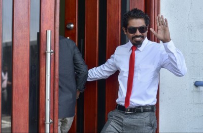 ކެމެރާމަން ޒަރީރަށް ކުރި ހުކުމް އިސްތިއުނާފަށް ހުުށަހަޅައިފި