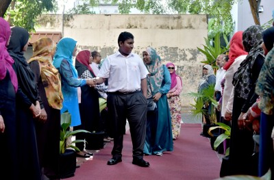 އިމާދުއްދީން ސްކޫލުން ނަބީހަށް ރަތްދޫލައިގެ މަރުހަބާއެއް