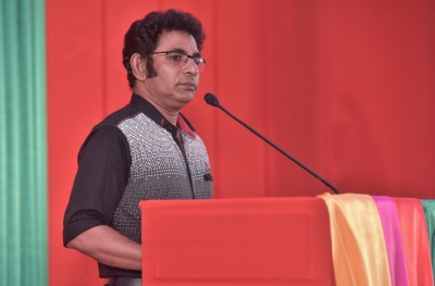ރައީސް ޔާމީން ވެރިކަމަށް ވަޑައިގަތީ ބަދަލު ހިފަން، ގައުމު ސަލާމަތް ކުރަން ނިކުންނަން ޖެހޭ: ވަހީދު