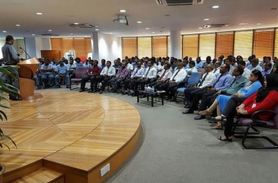 އެޗް1އެން1 އާ ބެހޭ ގޮތުން ސްޓެލްކޯގެ މުވައްޒަފުންނަށް މައުލޫމާތު ދީފި