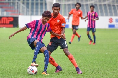 ހުމާ ގުޅިގެން ރަސްމީ ފުޓްބޯޅަ މުބާރާތްތައް މެދުކަނޑާލައިފި