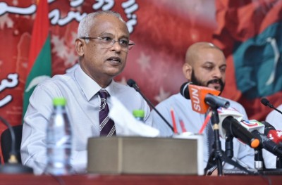 ސަރުކާރު ގޮތް ހުސްވާ މަންޒަރު އެބަ ފެނޭ، ބިރެއް ނުގަނޭ: އިބޫ