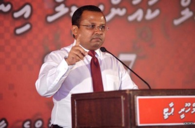 ފޯނު އަތުލުމަށް ފަހު ރިޔާޒް ދޫކޮށްލައިފި