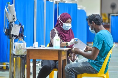 އެޗް1އެން1ގެ ޓާސްކް ފޯސް މަޖިލިހަށް ހާޒިރުކުރަނީ