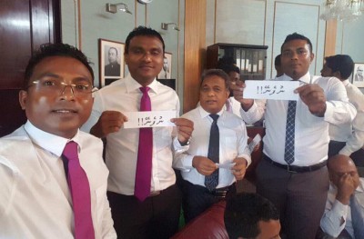 "ކޮންމެ ގޮތަކުން" ނަމަވެސް އިއްޔެ ވޯޓު ނިންމަން ރައީސް ޔާމީން އެންގެވި!