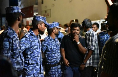 ގާސިމް ހައްޔަރުުކުރުމާ ގުޅިގެން މުޒާހަރާ ފަށައިފި