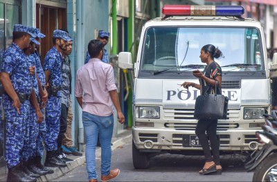 އެއްކަހަލަ މައްސަލަތަކެއް، އެކަމަކު ސަރުކާރުގެ އަމަލުތައް ތަފާތު!
