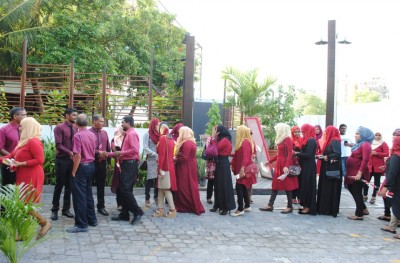 ޓީޗަރުންނަށް ފަށާ އިނގިރޭސި ކޯހާ މެދު ކަންބޮޑުވުން އުފެދިއްޖެ