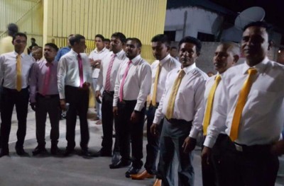 ވިލިނގިލީ ކައުންސިލްގެ ޕީޕީއެމްގެ މެމްބަރުން އިދިކޮޅު އިއްތިހާދާ ގުޅިއްޖެ