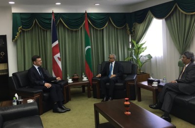 ރާއްޖޭގައި ޑިމޮކްރަސީ ފައްކާވާ މަންޒަރު ދެކެން ބޭނުން: ޑޯރިސް