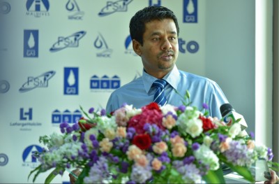 އަނގައިގެ ކެންސަރަން ހޭލުންތެރިކުރަން ކެމްޕޭނެއް ފަށައިފި