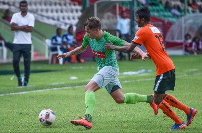 އީގަލްސް ބަލިކޮށް ގްރީން ސްޓްރީޓްސް އެއް ވަނަ އަށް