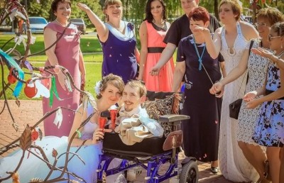 އަނާ އާއި ގްރެގޮރީގެ ވާހަކަ: ހަގީގީ ލޯތްބަކީ މިއީ