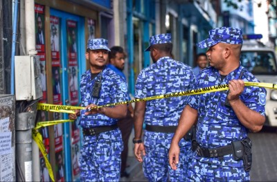 ކެފޭއަކުން ރޭ ބަަޔަކު ހައްޔަރުކޮށްފި