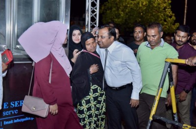 ރިޔާޒްގެ ފޯނު ހުޅުވައި ދީފި، މައްސަލަ ކުރިއަށް ގެންދިއުމާ މެދު ގޮތެއް ނިންމަނީ