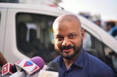 ގޯނި ގޯނީގައި ފައިސާ ބެހުން އޯކޭ! ސަރުކާރާ ކުޅެން އުޅުން ގޯސް!