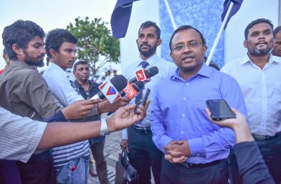 ރިޔާޒްގެ ޝަރީއަތުގެ އަޑުއެހުންތައް ނިންމާލައިފި، ދެން އޮންނާނީ ހުކުމް ކުރުން