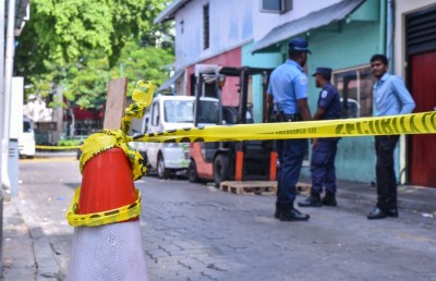 ޔާމީންގެ މަރުގެ ތަހުގީގަށް ކުރިއެރުން އެބަ ލިބޭ، ހެކިތައް ވަނީ ބޭރުގެ ލެބޯޓްރީތަކަށް ފޮނުވާފައި: ޕޮލިސް