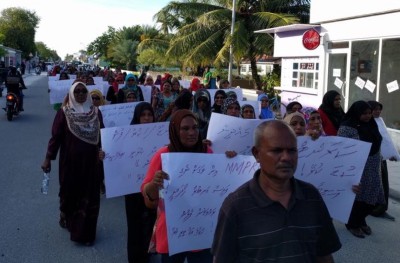 ރަށްރަށުގައި ކާޑުގެ ބާވަތްތައް ވިއްކާ އަގު ހެޔޮކޮށްފި