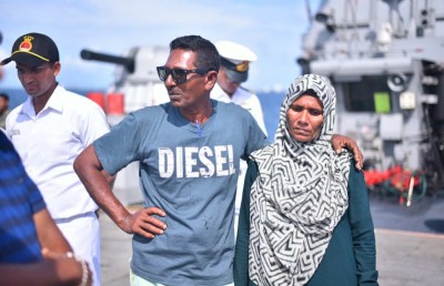 ނައީމާއި ޒުލޭޚާ: ގަދަ ކަނޑުގައި ވެސް އެކަކު އަނެކަކަށްޓަކައި!