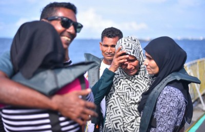 ނައީމާއި ޒުލޭޚާ: ގަދަ ކަނޑުގައި ވެސް އެކަކު އަނެކަކަށްޓަކައި!