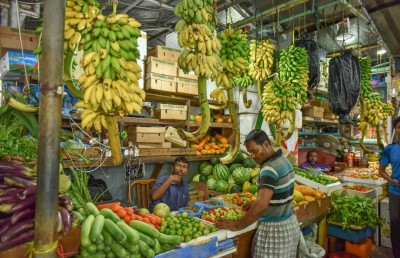 މާރުކޭޓުގައި ދިވެހި އުފެއްދުންތައް ތިޔާގި ވިޔަސް ބައެއް ބާވަތްތަކުގެ އަގު އުފުލެނީ