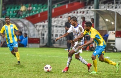 ސެންޓޭގެ ގޯލުން ނިއު ސަލާމަތްކޮށްދީފި